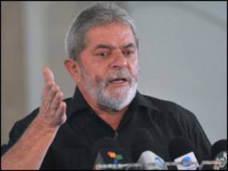 O presidente Luiz Inácio Lula da Silva em entrevista coletiva no dia 8 de maio (Foto: Fábio Rodrigues Pozzebom/ABr)