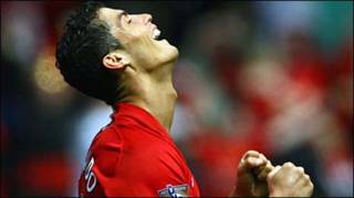 Tiền vệ Ronaldo của MU