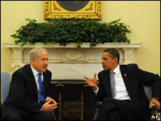 O primeiro-ministro de Israel, Binyamin Netanyahu, e o presidente dos Estados Unidos, Barack Obama, em encontro em Washington
