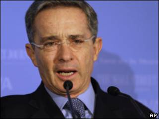 Álvaro Uribe