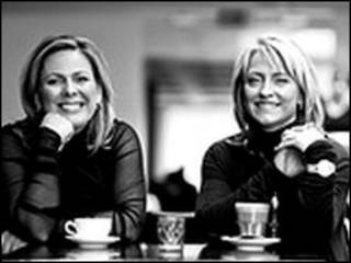 Halla Tomsdottir y Kristin Petursdottir