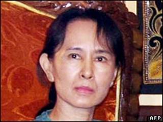 Bà Aung San Suu Kyi