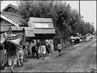 Refugiados durante la guerra en la peninsula coreana.
