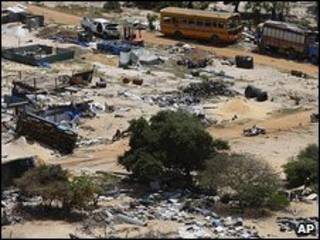 Escombros en la zona de conflicto