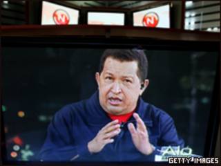 O presidente da Venezuela, Hugo Chávez, no especial de dez anos do programa de TV 'Alô, Presidente'
