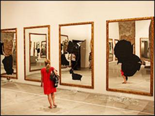 "Twenty-two less two" de Michelangelo Pistoletto, 2009