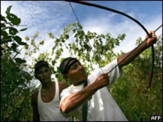 Indígenas da região amazônica peruana (AFP, 9/6)