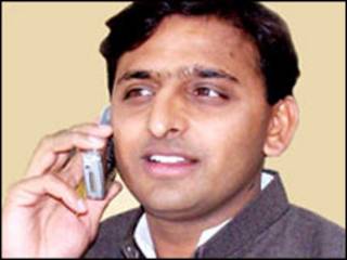 अखिलेश यादव