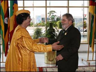 Lula e Khadfi se encontram na Líbia. Foto: Ricardo Stuckert PR