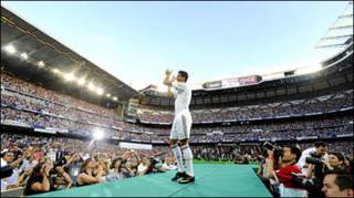Buổi ra mắt của Ronaldo tại sân Berbabeu