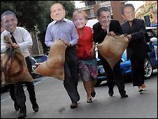 Miembros de una organización católica de ayuda.