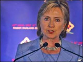 A secretária de Estado americana, Hillary Clinton, durante coletiva de imprensa na Tailândia, nesta quinta-feira (AP, 23 de julho)