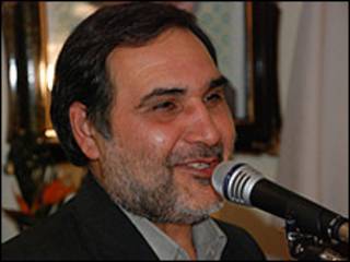 آقای فروزنده پنج سال دیگر ریاست بنیاد مستضعفان را عهده دار می شود