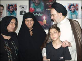 محمد خاتمی در خانه سهراب اعرابی