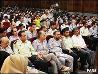Jucio contra opositores en Irán