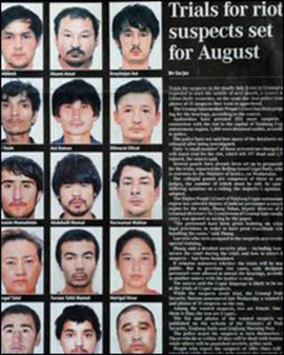 Báo China Daily Newspaper đăng hình của những người bị truy nã