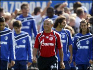 A equipe do FC Schalke 04 (AP, 25 de junho)
