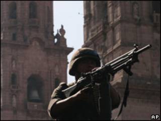 Soldado mexicano en el estado de Michoacán.