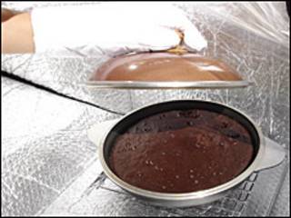Plato preparado con una cocina solar.