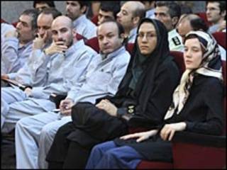 محاكمة المشاركين في المظاهرات