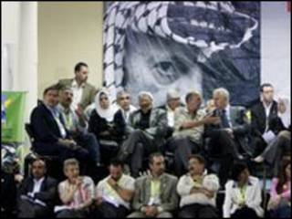 Delegados do Fatah aguardam resultados de eleições na Cisjordânia