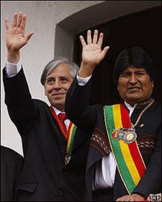 Álvaro García Linera (izq.) y Evo Morales