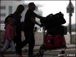 Turistas embarcam em Manchester