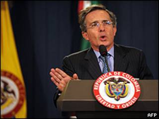 Álvaro Uribe