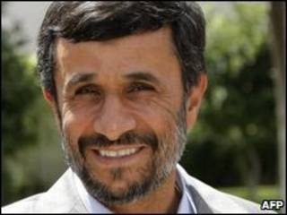 Presidente iraniano Mahmoud Ahmadinejad (arquivo)
