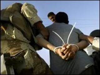 معتقل عراقي في بعقوبة