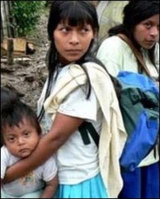Índios da tribo Awa (arquivo)