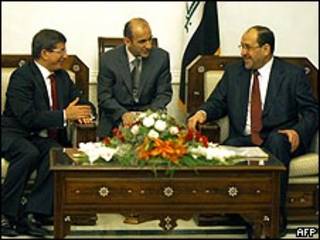 محادثات المالكي وأوغلو في بغداد