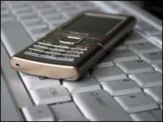 Teclado y celular