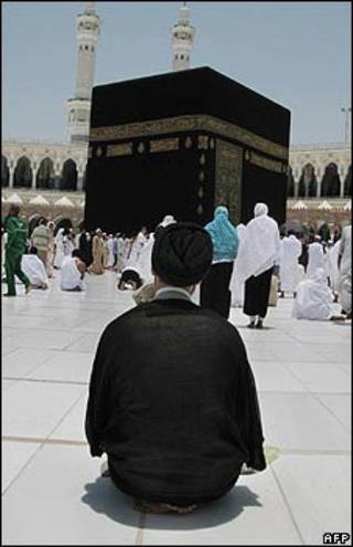 شيعي في الكعبة