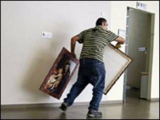 معرض تشكيلي في اسرائيل