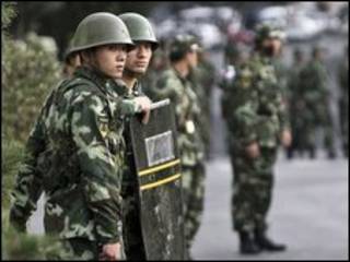 Cảnh sát Trung Quốc tại Urumqi