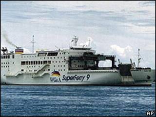 Superferry 9. Foto de archivo.