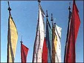 बौद्ध प्रार्थना पताकाएं
