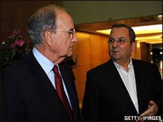 اجتماع باراك وميتشل في تل أبيب