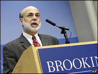 Ben Bernanke, presidente de la Reserva Federal de EE.UU., durante su discurso, 15 septiembre 2009