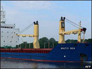 Barco Arctic Sea