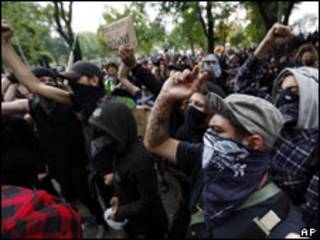 Manifestantes em Pittsburgh, onde ocorre cúpula do G20