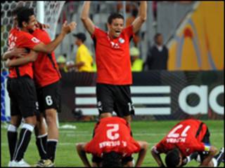 الفريق المصري سعيد بالفوز