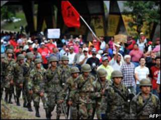 América Latina, Honduras, Zelaya, derechos humanos, Cruz, Roja