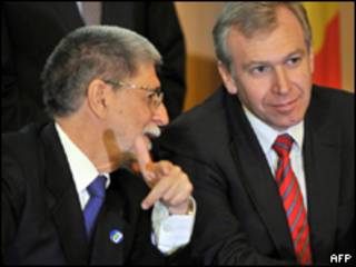 Canciller brasileño, Celso Amorim y su homólogo belga Yves Leterme