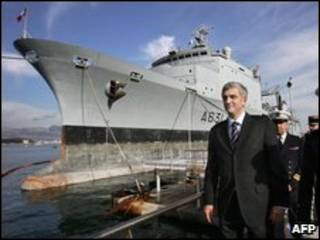 El Somme y el ministro de Defensa de Francia en 2007, Herve Morin.