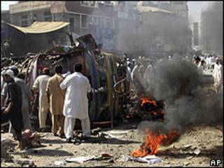 Atentado en Peshawar