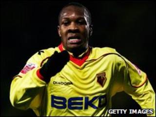 Hậu vệ Gavin Hoyte của Arsenal