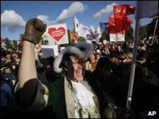 Manifestantes en San Petersburgo