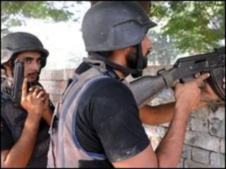 Pakistan askerleri